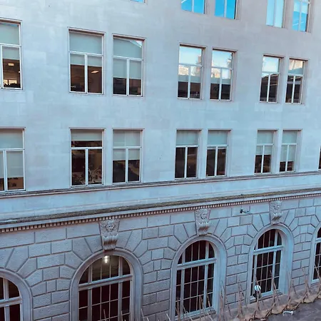 Heritage Bank Liverpool Exterior photo